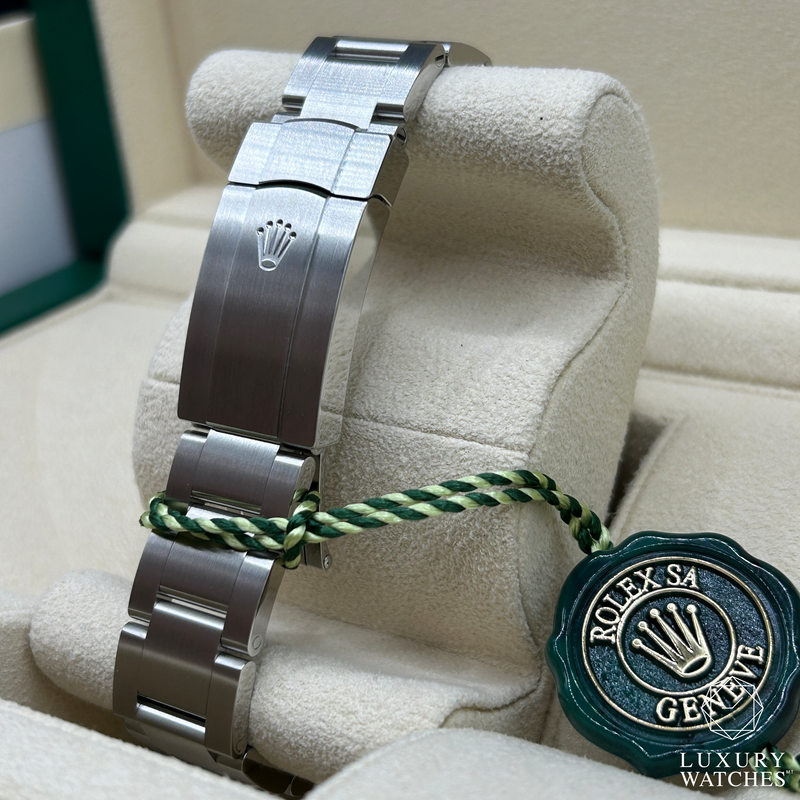 ROLEX OYSTER PERPETUAL 41 - REF. 124300